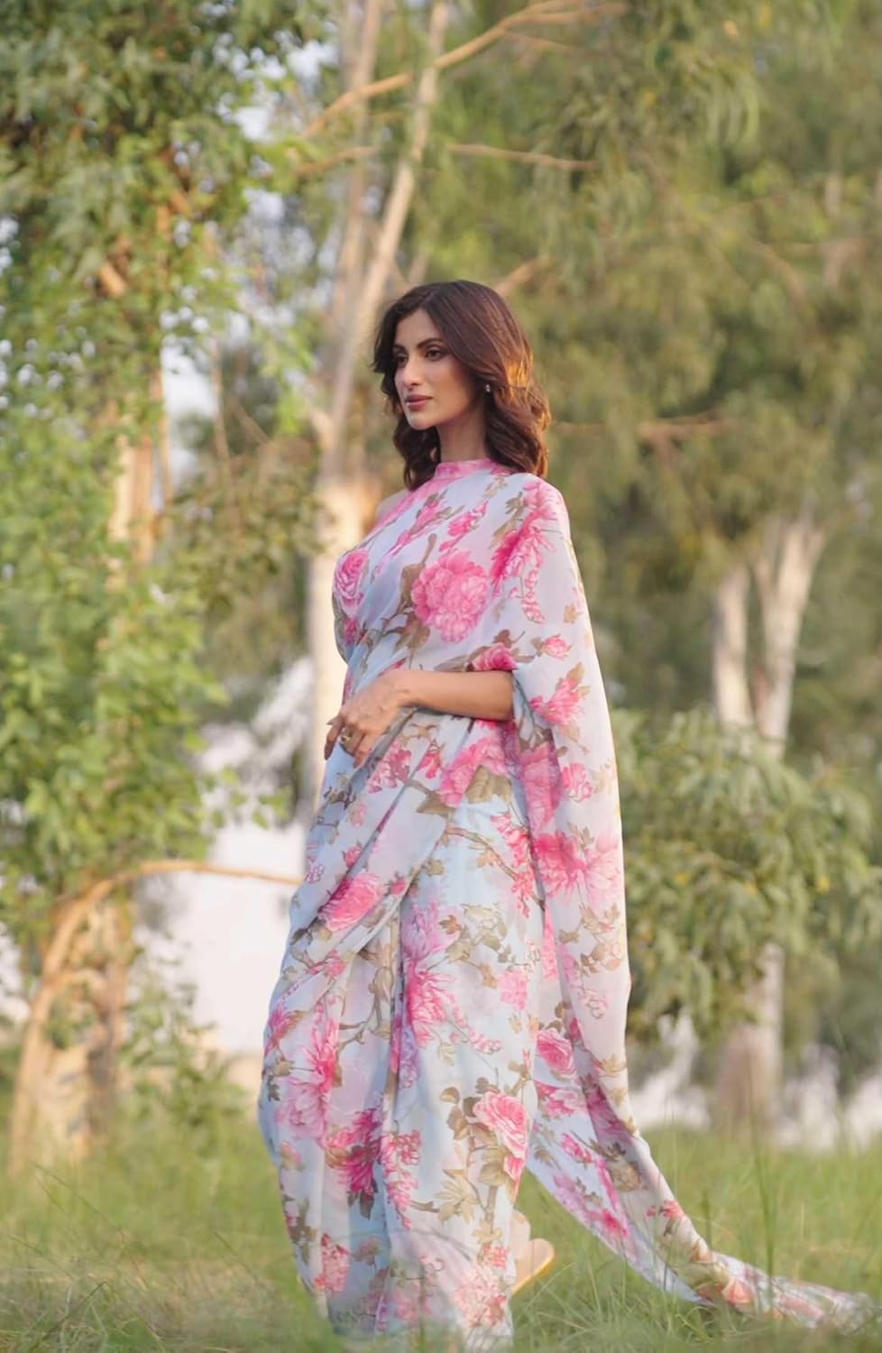 Garden Vareli Floral Print Georgette Saree